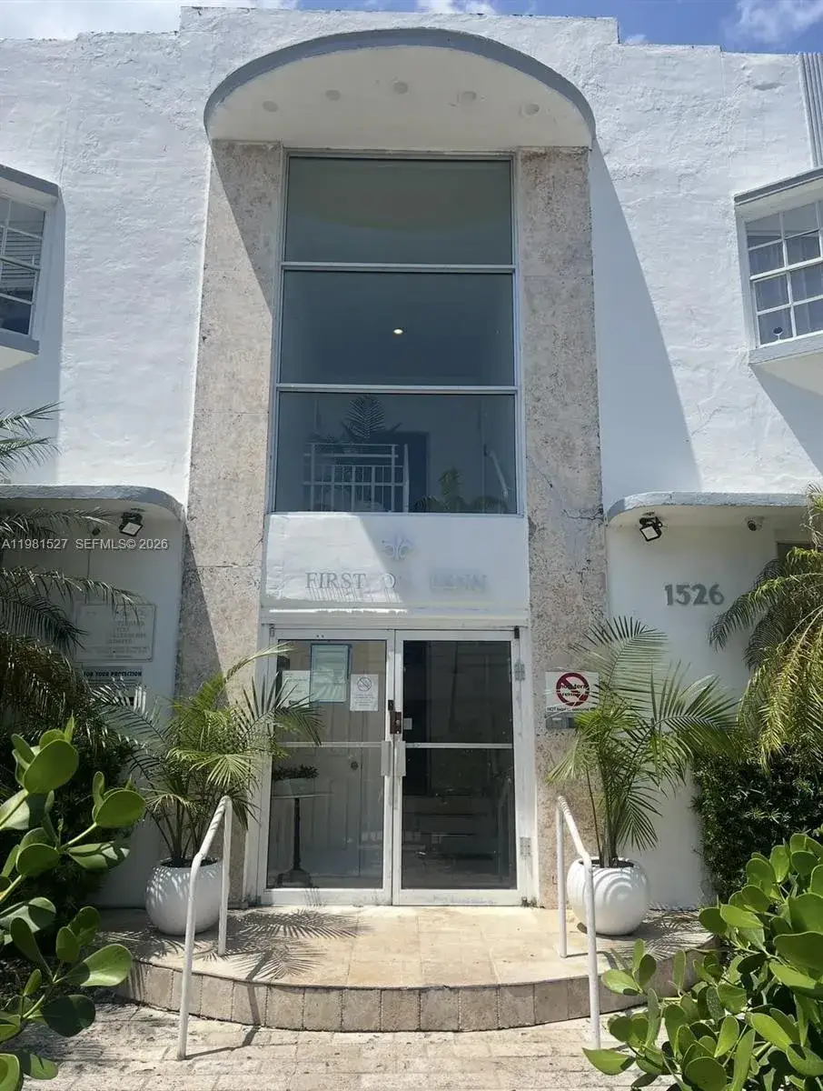 1 bedroom 1 bath Residential for sale at 1526 Pennsylvania Ave # 15, Miami Beach FL 33139