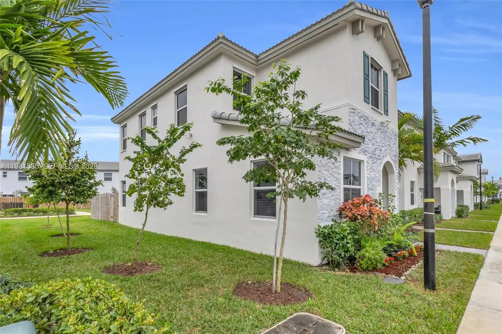 3 bedroom 2 bath Residential for sale at 16264 SW 292nd St, Homestead FL 33033