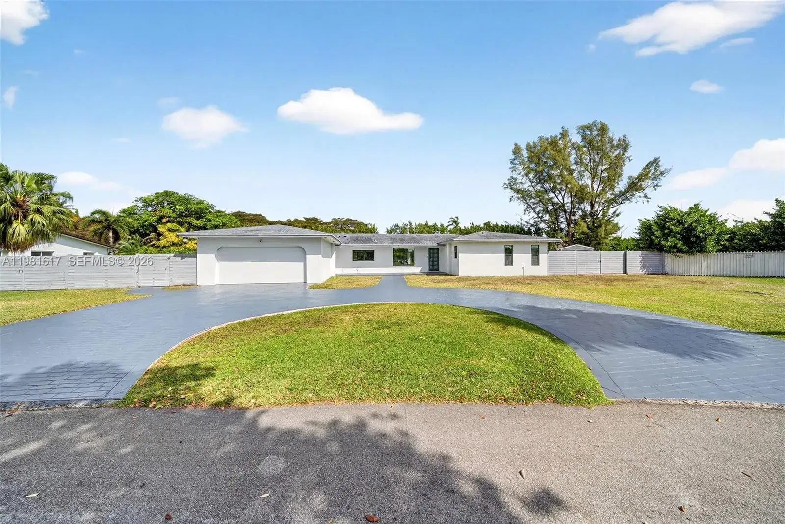 6 bedroom 4 bath Residential for sale at 11951 SW 120th Ter, Miami FL 33186