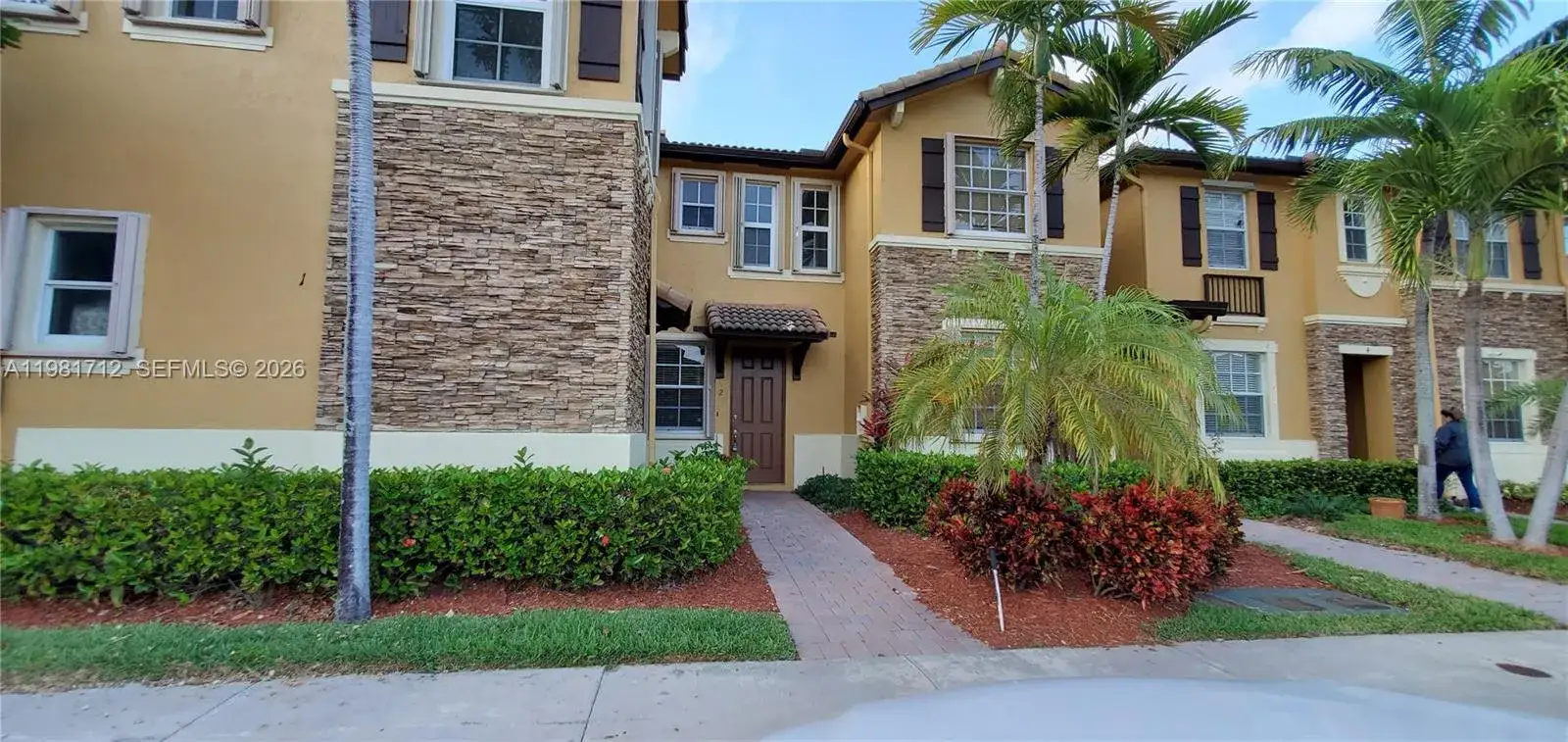 3 bedroom 3 bath Residential Lease for rent at 9267 SW 227 ST # 2, Miami FL 33190