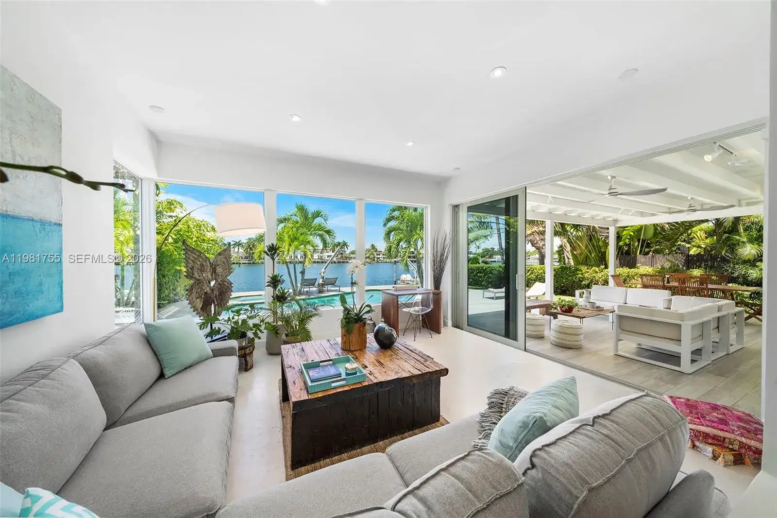 4 bedroom 4 bath Residential Lease for rent at 365 N Shore Dr, Miami Beach FL 33141