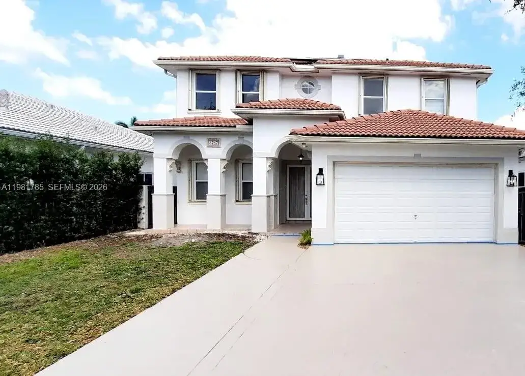 4 bedroom 3 bath Residential for sale at 8767 NW 139th Ter, Miami Lakes FL 33018
