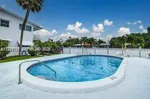 1 bedroom 1 bath Residential for sale at 2020 NE 51st Ct # 203, Fort Lauderdale FL 33308