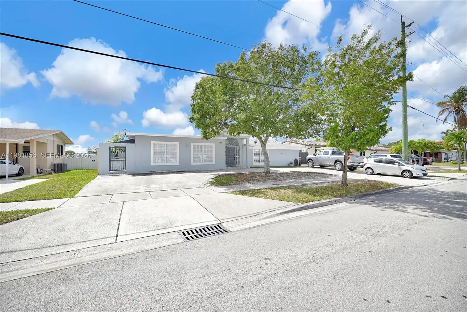 6 bedroom 4 bath Residential for sale at 756 W 53rd St, Hialeah FL 33012