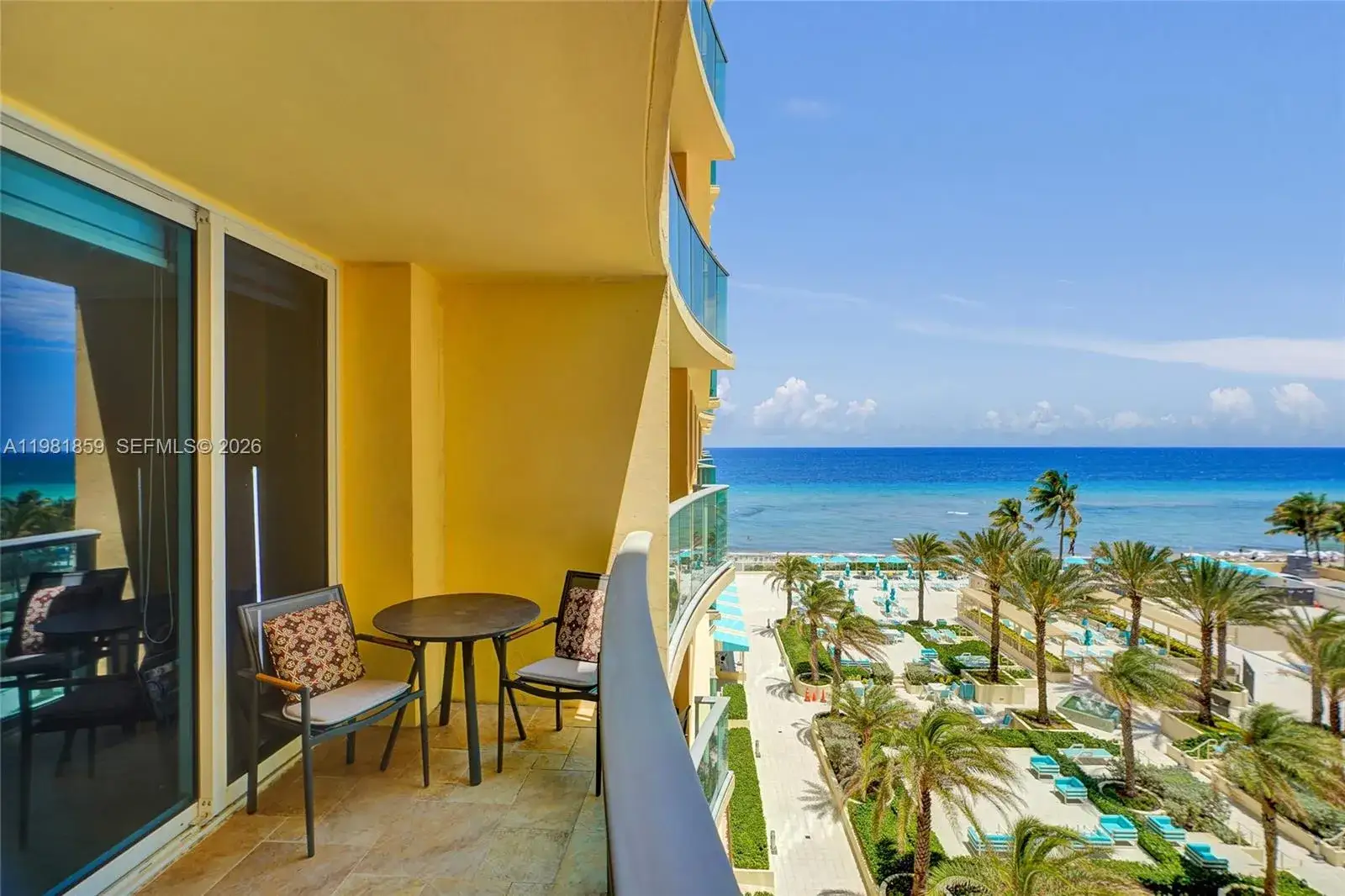 1 bedroom 1 bath Residential Lease for rent at 2501 S Ocean Dr, Hollywood FL 33019