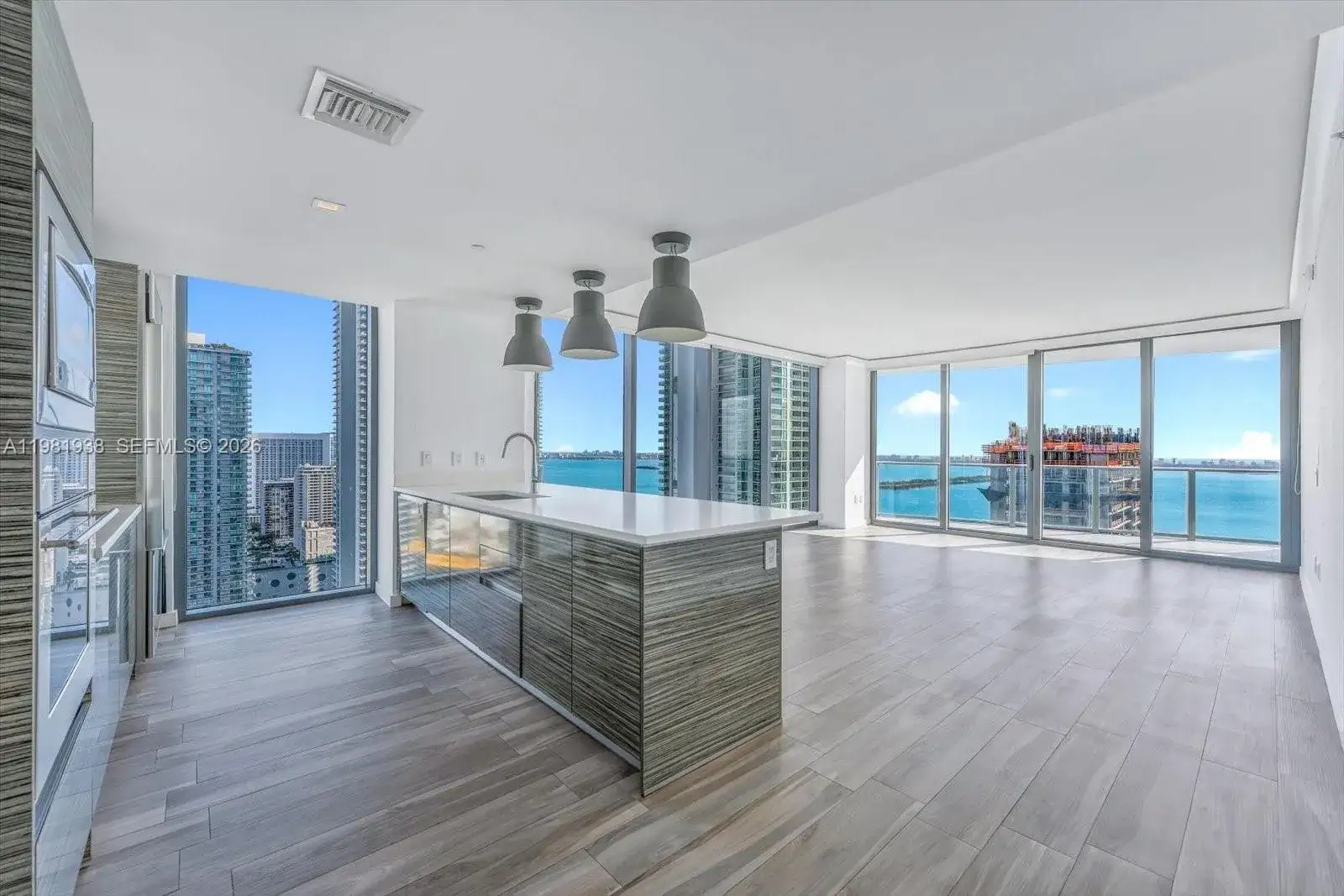 2 bedroom 2 bath Residential for sale at 460 NE 28th St # 3301, Miami FL 33137
