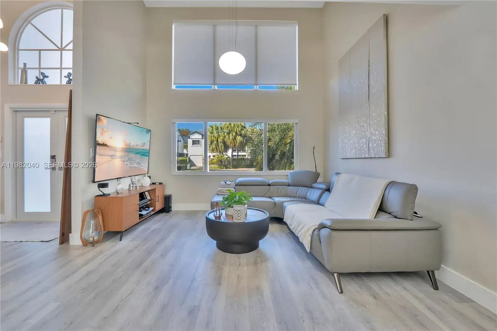 3 bedroom 2 bath Residential for sale at 230 NE 212th St, Miami FL 33179