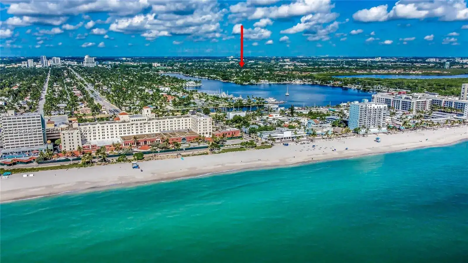 5 bedroom 3 bath Residential for sale at 851 N 11th Ave, Hollywood FL 33019