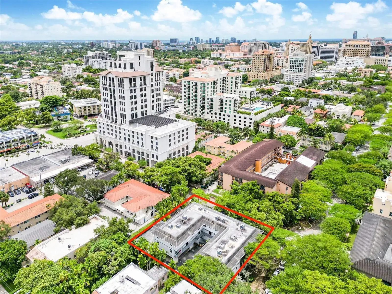 1 bedroom 1 bath Residential Lease for rent at 35 Antilla Ave # 7, Coral Gables FL 33134