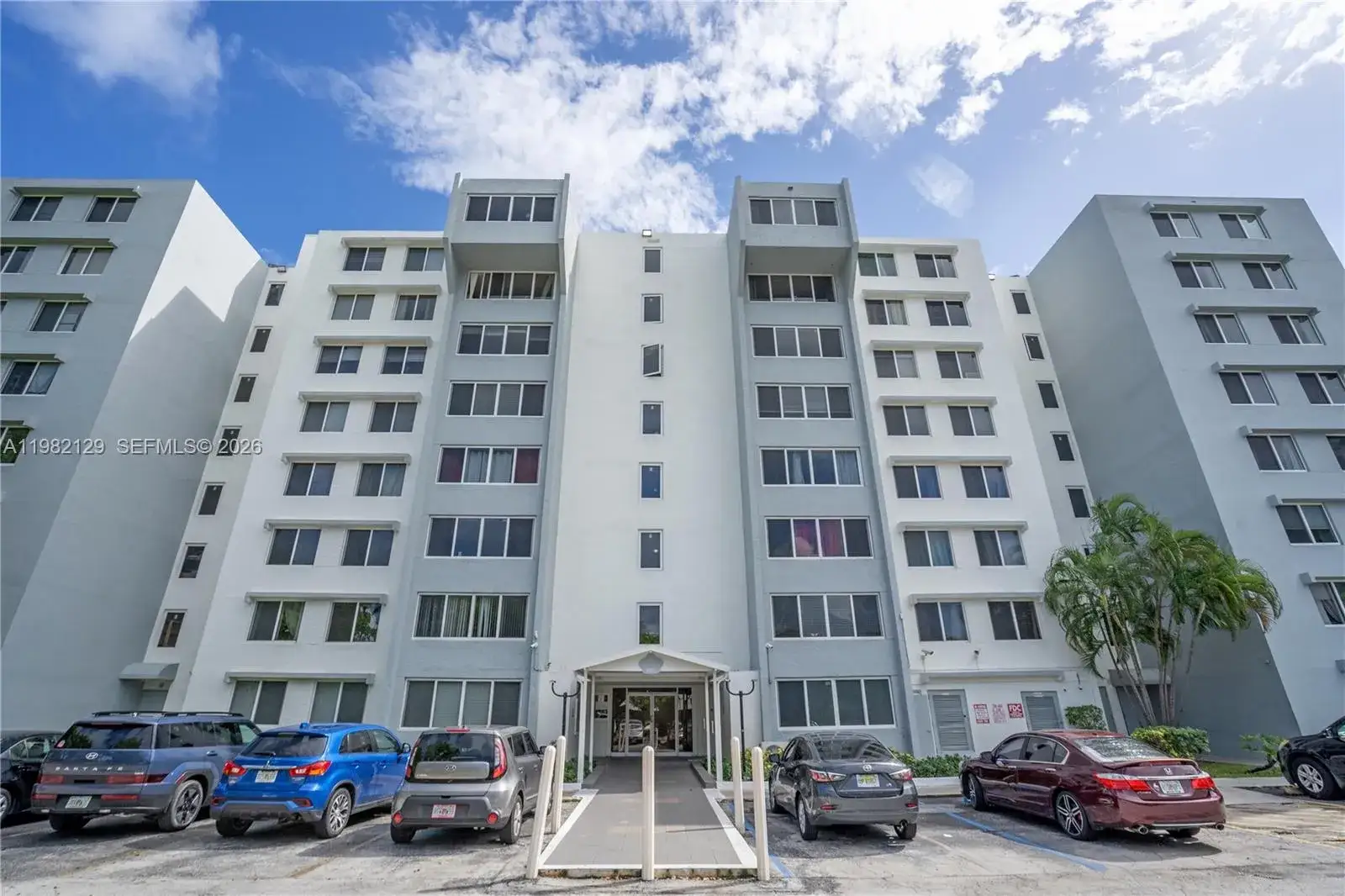 3 bedroom 2 bath Residential for sale at 9001 SW 77th Ave # C402, Miami FL 33156