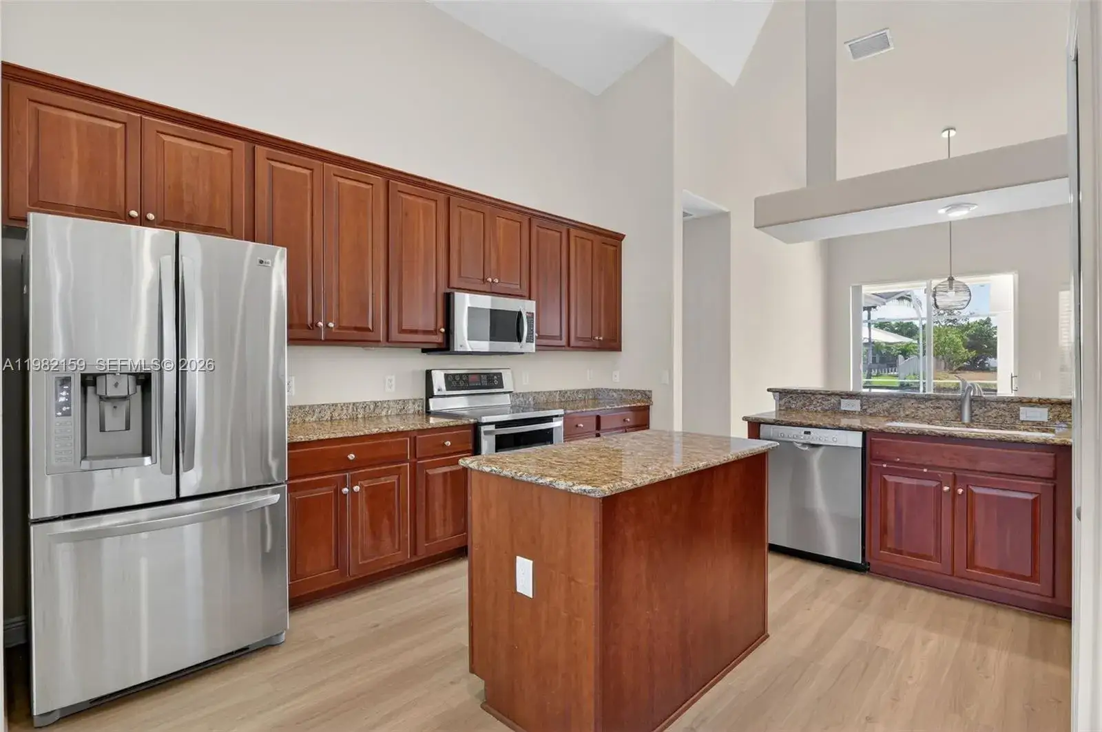 3 bedroom 2 bath Residential for sale at 1414 NE 2nd Ter, Cape Coral FL 33909
