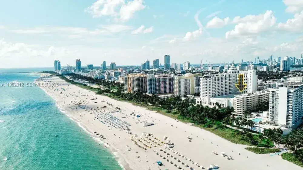 2 bedroom 2 bath Residential Lease for rent at 1621 Collins Ave # 706, Miami Beach FL 33139