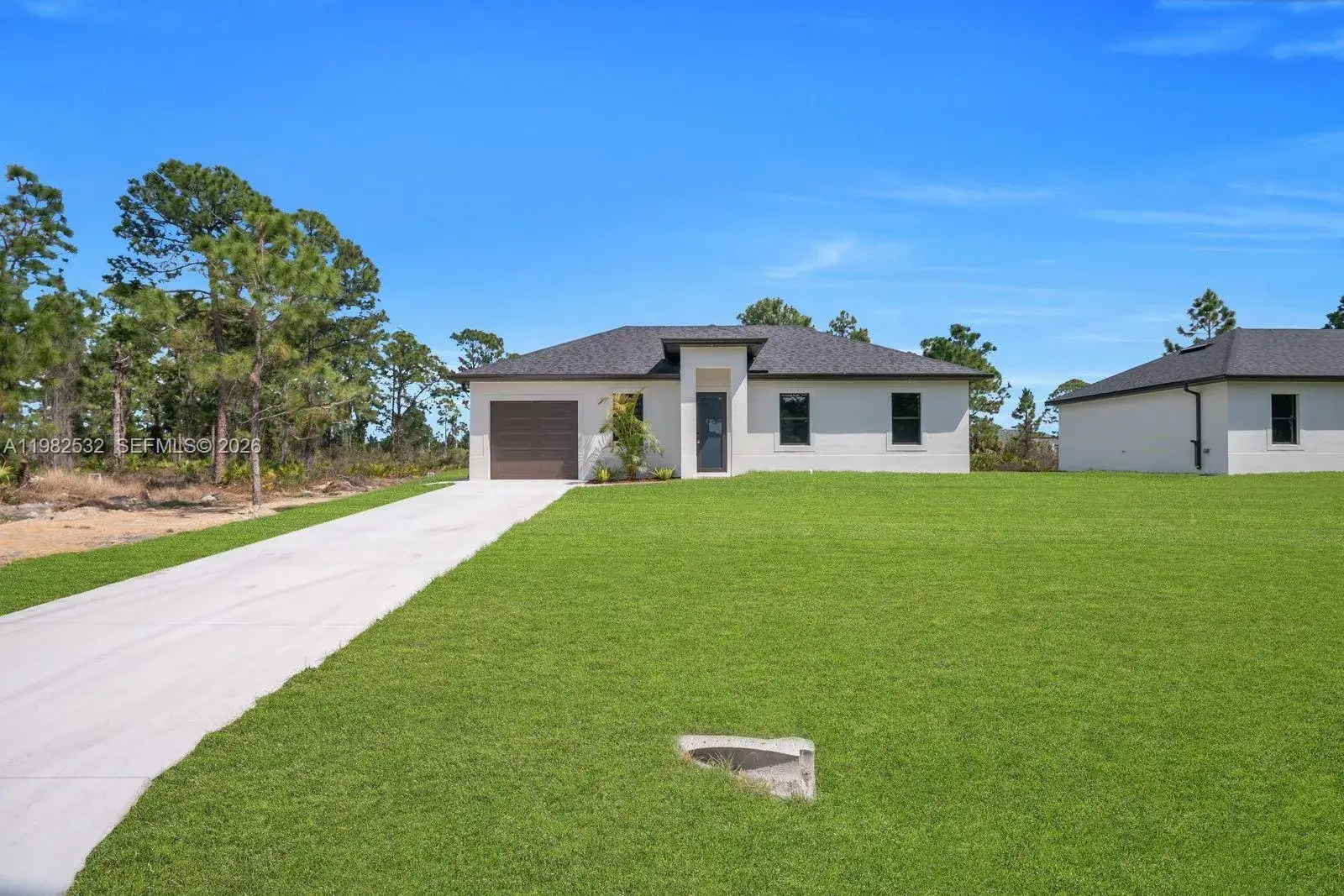 3 bedroom 3 bath Residential for sale at 635 Summit Ave S, Lehigh Acres FL 33974
