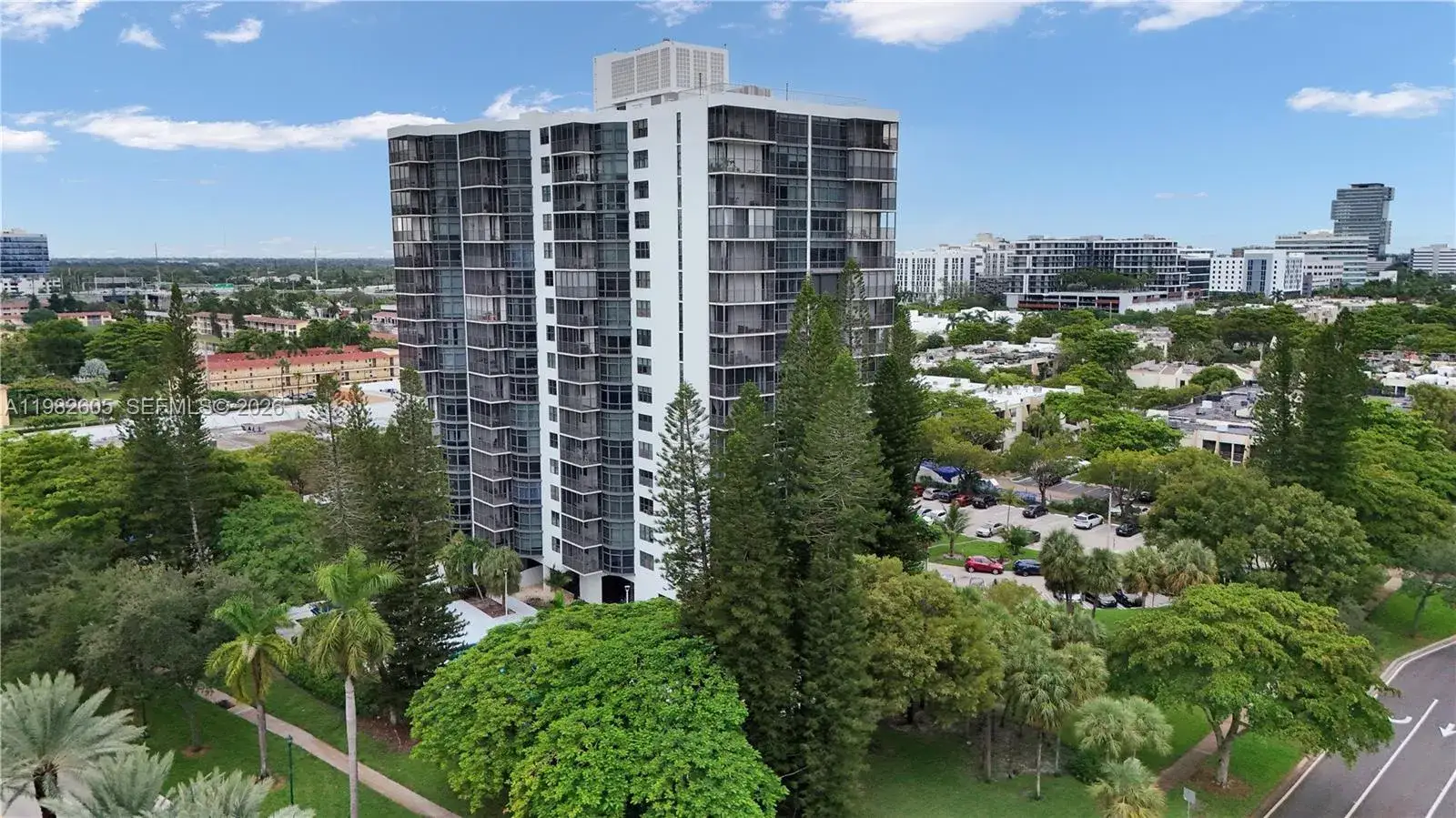 2 bedroom 2 bath Residential for sale at 20100 W Country Club Dr # 204, Aventura FL 33180