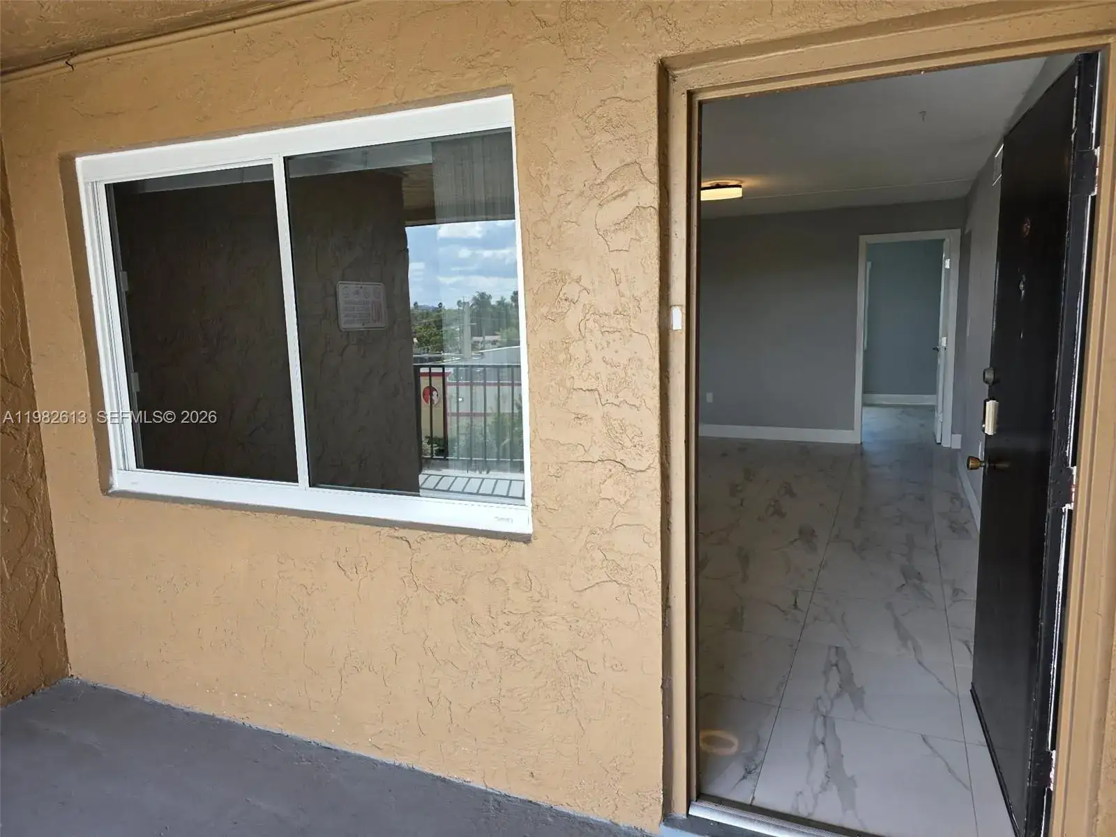 2 bedroom 1 bath Residential for sale at 6575 W 4 Ave # B, Hialeah FL 33012