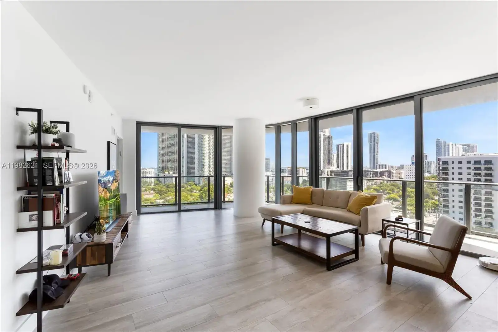 2 bedroom 2 bath Residential for sale at 121 NE 34th St # 1204, Miami FL 33137