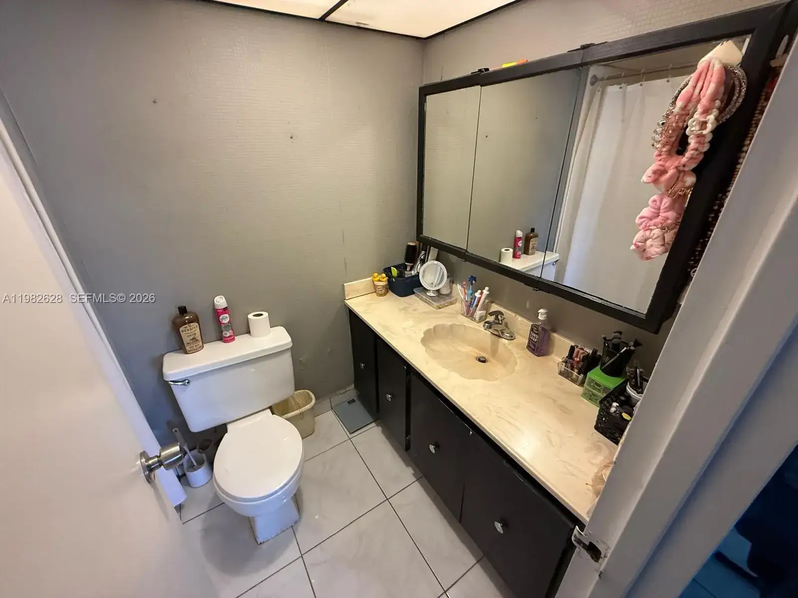 1 bedroom 1 bath Residential for sale at 210 172nd St # 529, Sunny Isles Beach FL 33160