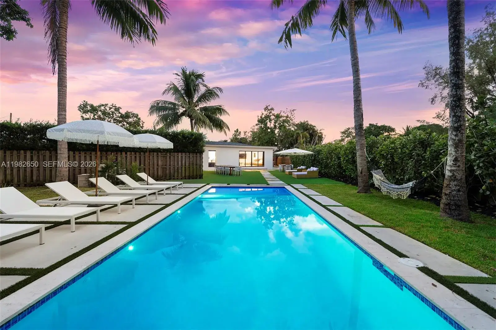 7 bedroom 4 bath Residential for sale at 995 NE 107th St, Miami FL 33161