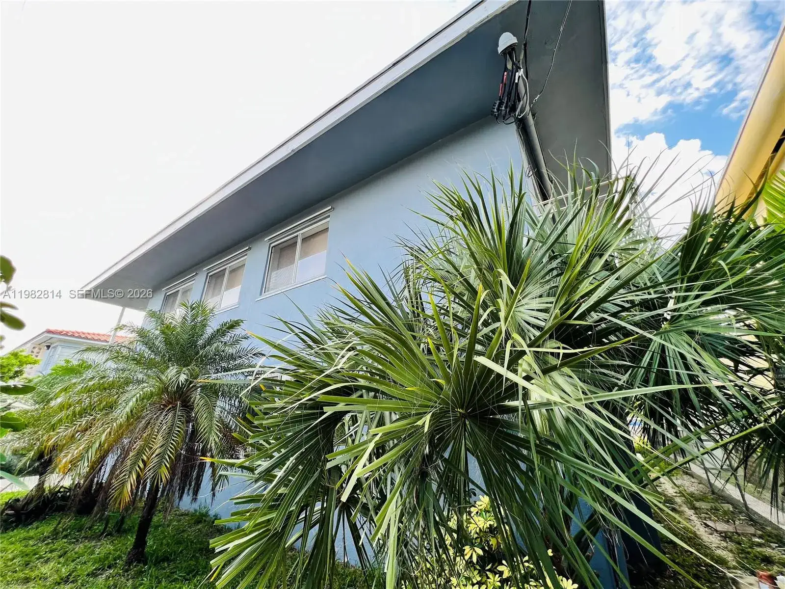 1 bedroom 1 bath Residential Lease for rent at 2033 Calais Dr # 8, Miami Beach FL 33141