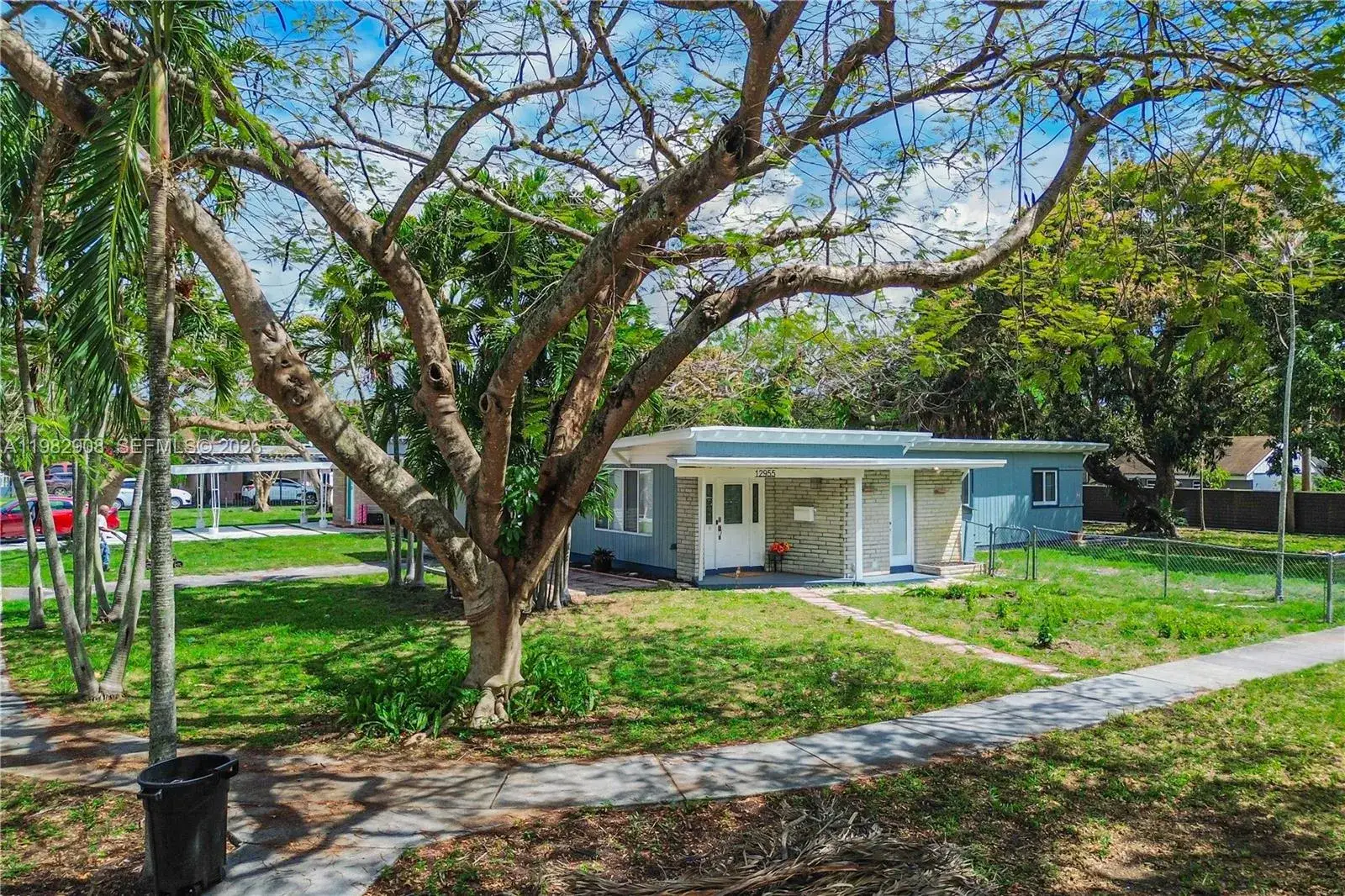 2 bedroom 2 bath Residential for sale at 12955 NE 11th Ave, North Miami FL 33161