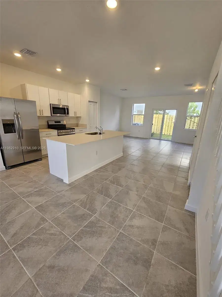 Residential Income for sale at 1148 SE 2nd St, Florida City FL 33034