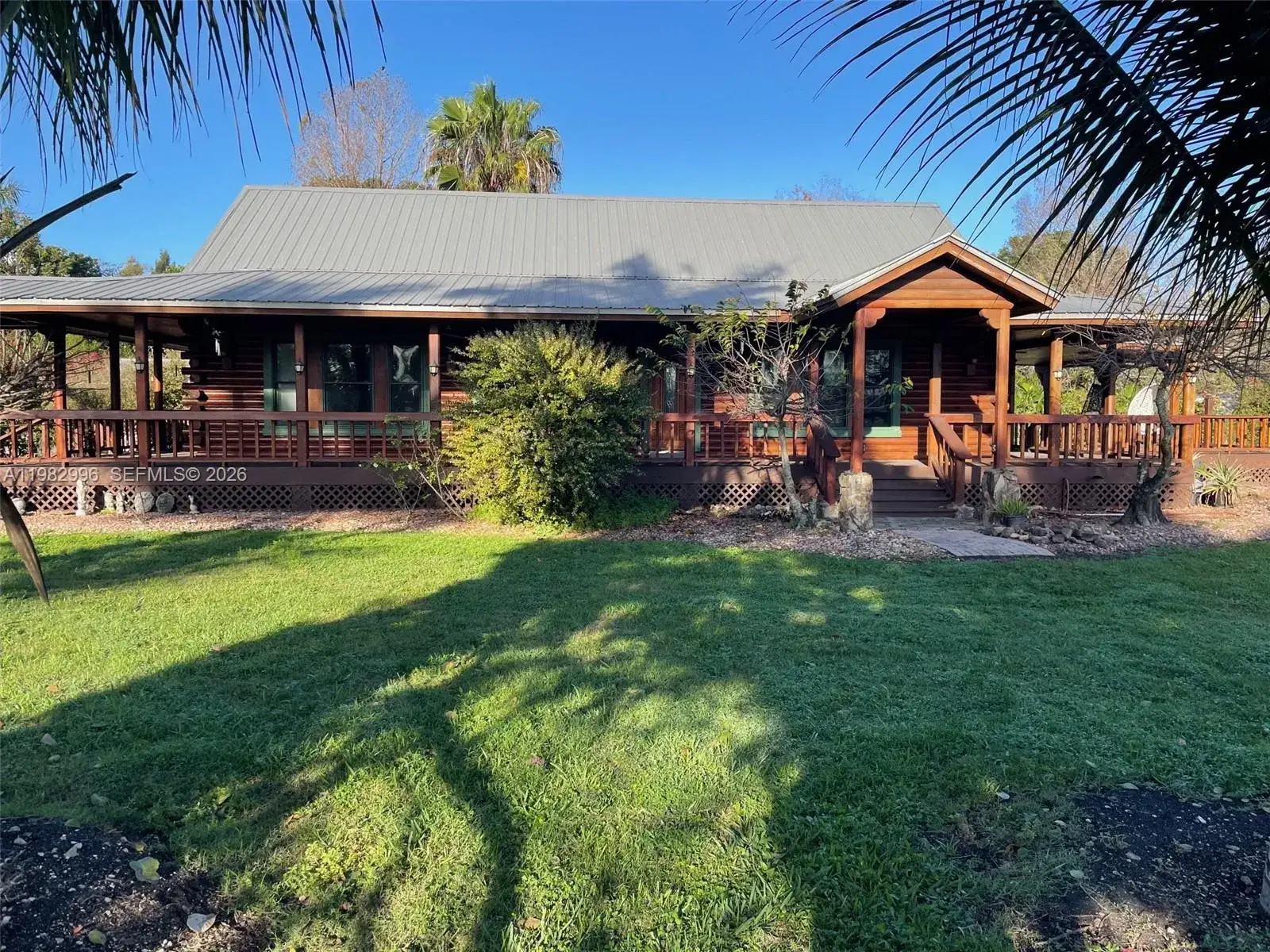 3 bedroom 2 bath Residential for sale at 850 Old Us Highway 27, South Bay FL 33493