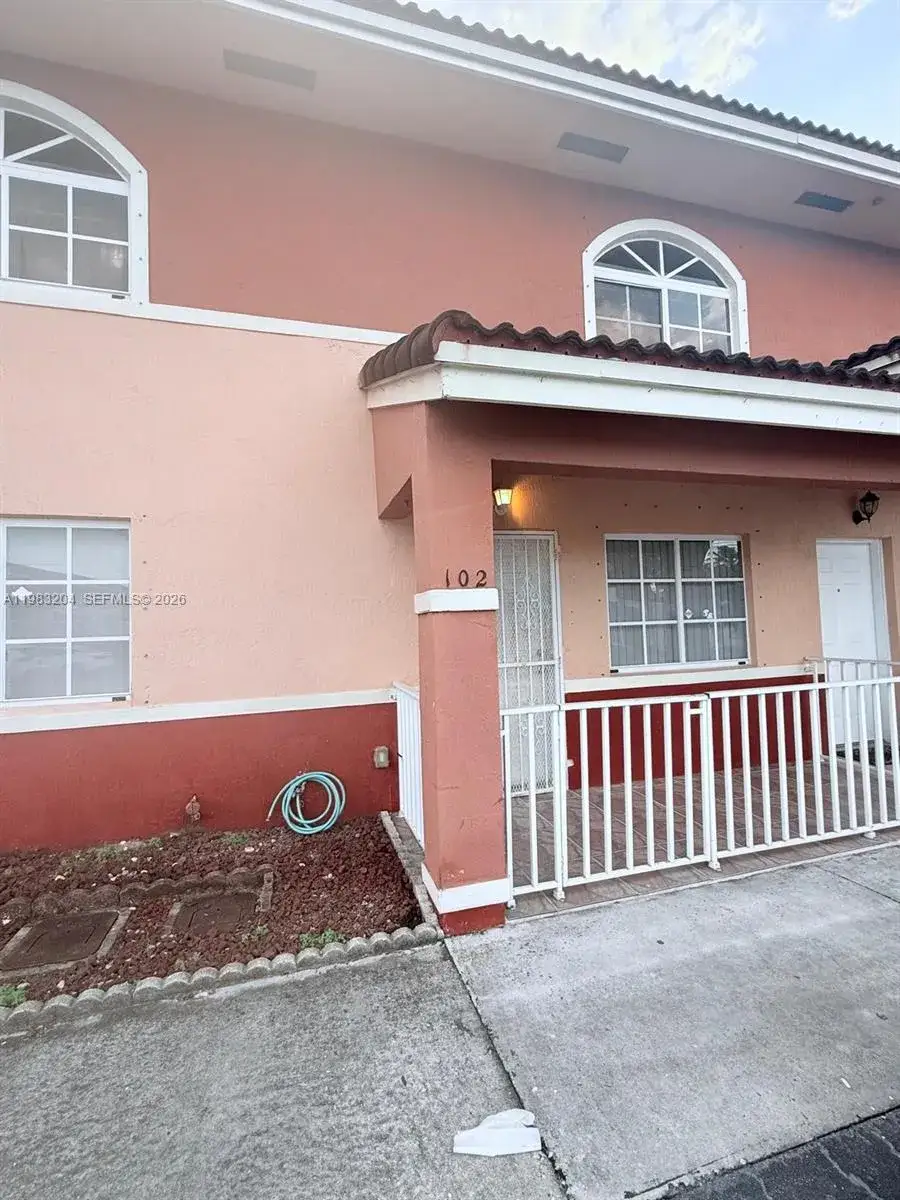 2 bedroom 2 bath Residential for sale at 6801 W 36th Ave # 102, Hialeah FL 33018
