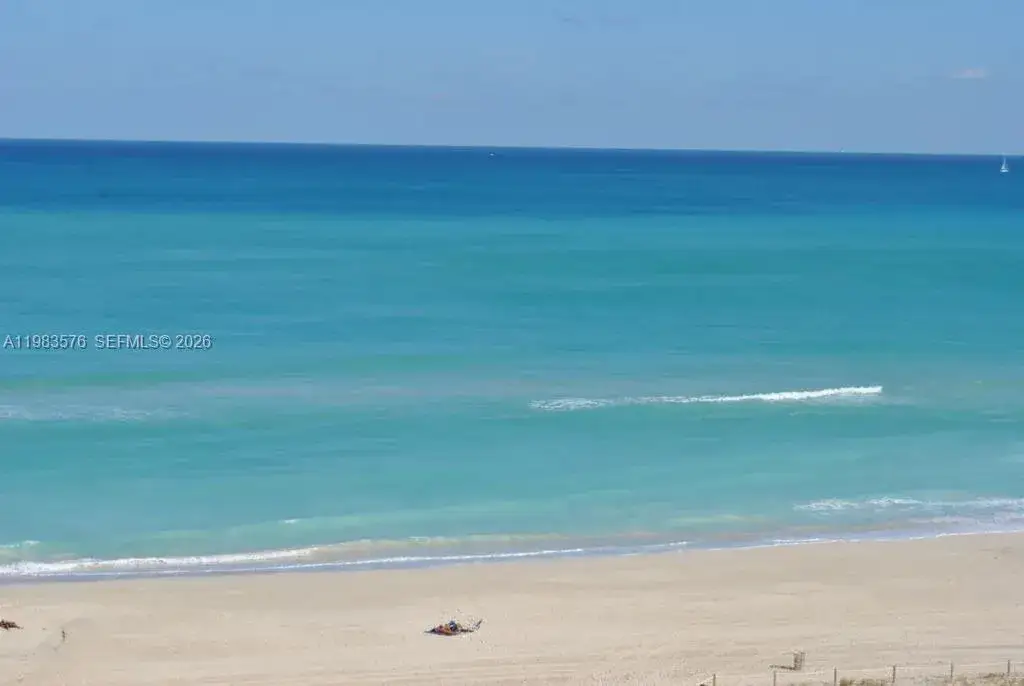 2 bedroom 2 bath Residential Lease for rent at 6039 Collins Ave # 1006, Miami Beach FL 33140