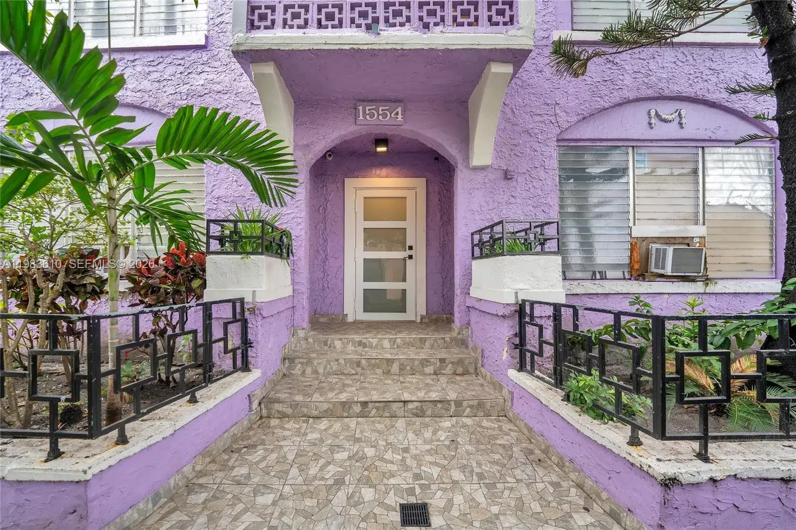 1 bedroom 1 bath Residential Lease for rent at 1554 SW 5th St # 11c, Miami FL 33135