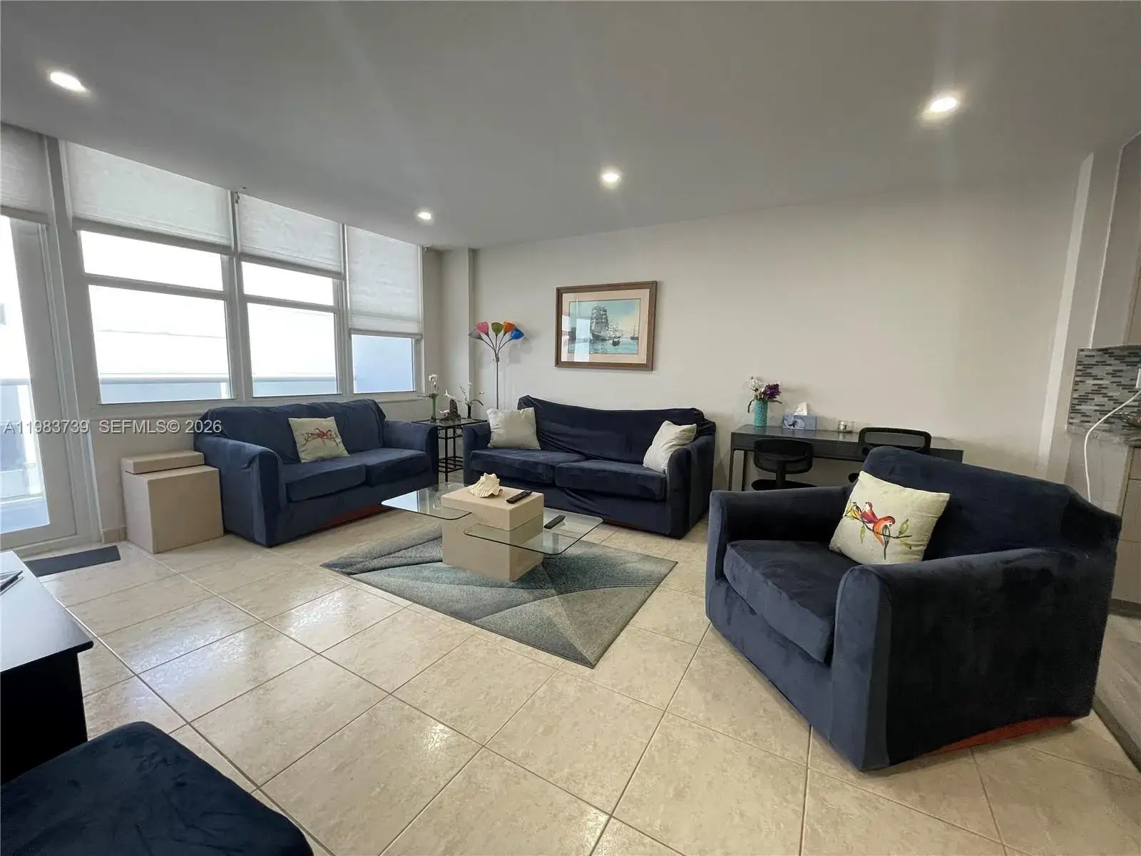 1 bedroom 1 bath Residential Lease for rent at 3725 S Ocean Dr # 911, Hollywood FL 33019