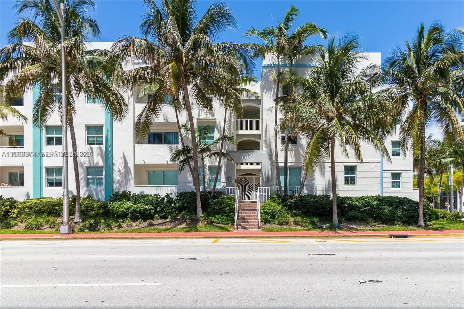 1 bedroom 1 bath Residential for sale at 9172 Collins Ave # 303, Surfside FL 33154
