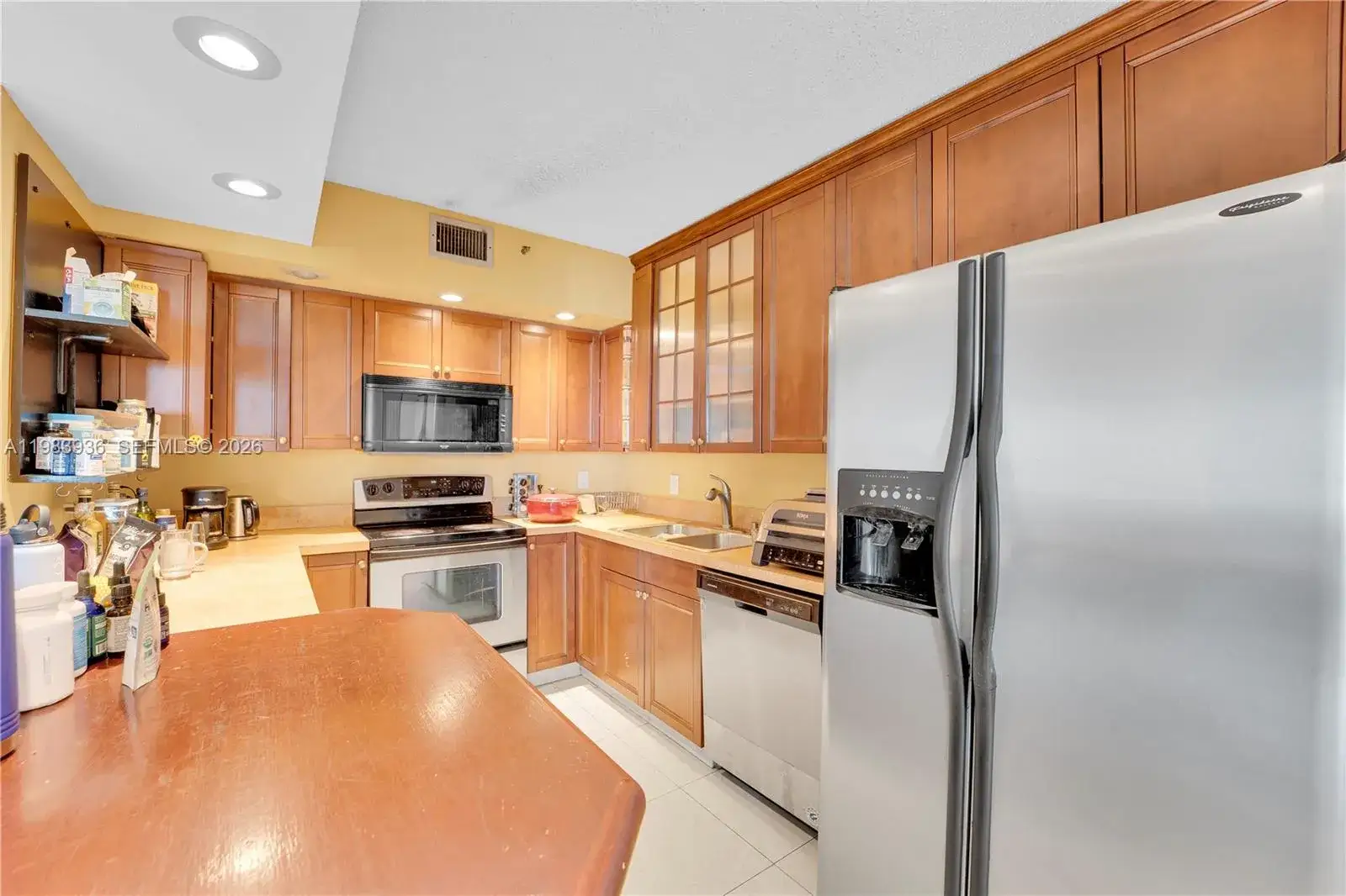 2 bedroom 2 bath Residential for sale at 919 Hillcrest Dr # 704, Hollywood FL 33021