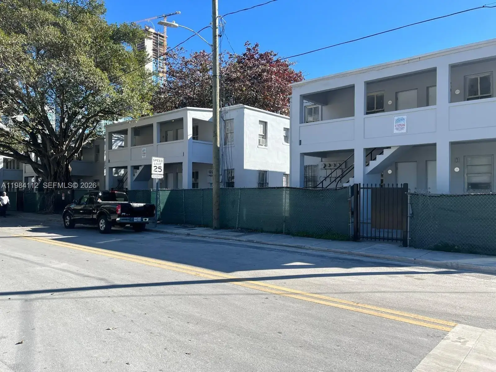 2 bedroom 1 bath Residential Lease for rent at 140 NW 13th St, Miami FL 33136