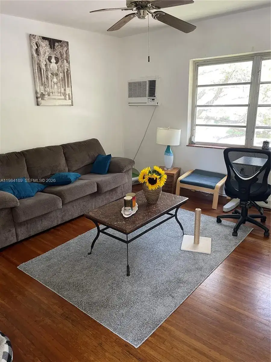 2 bedroom 1 bath Residential Lease for rent at 7734 SW 55th Ave # C, Miami FL 33143
