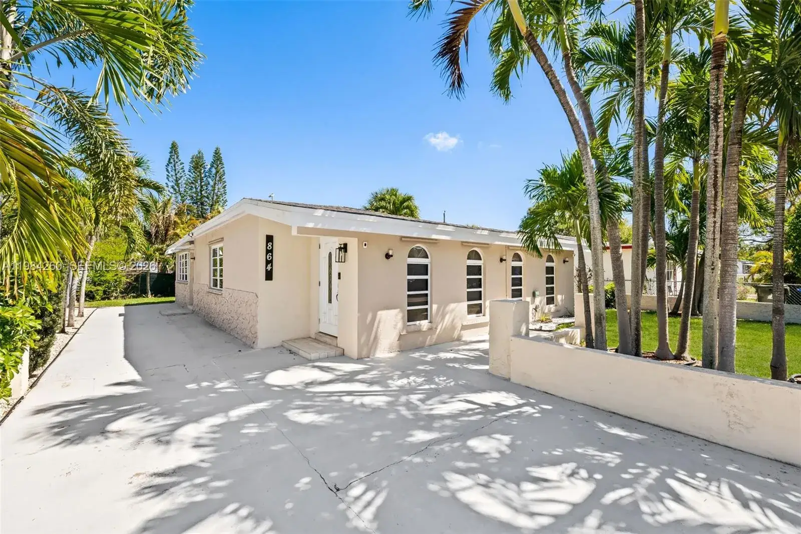 3 bedroom 2 bath Residential for sale at 864 NW 16th Ter, Fort Lauderdale FL 33311