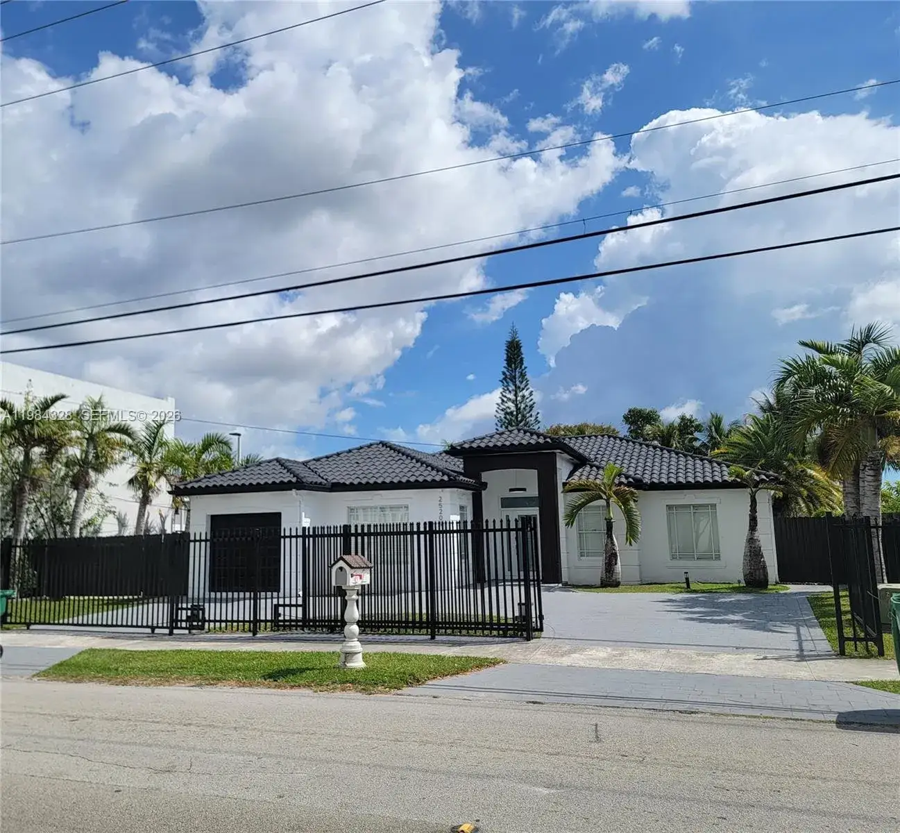 5 bedroom 3 bath Residential for sale at 25209 SW 134th Ave, Homestead FL 33032