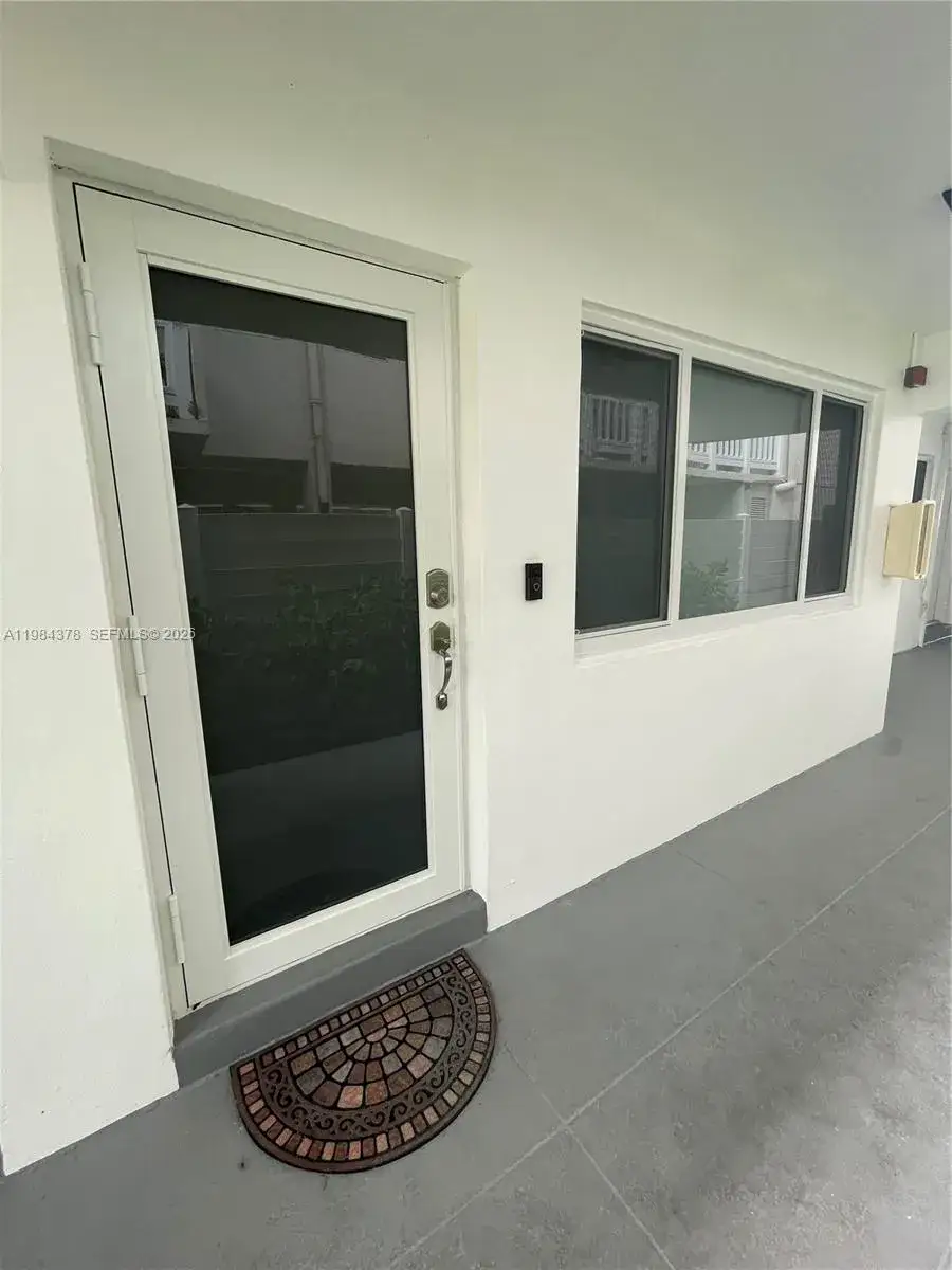1 bedroom 1 bath Residential for sale at 926 Michigan Ave # 3, Miami Beach FL 33139