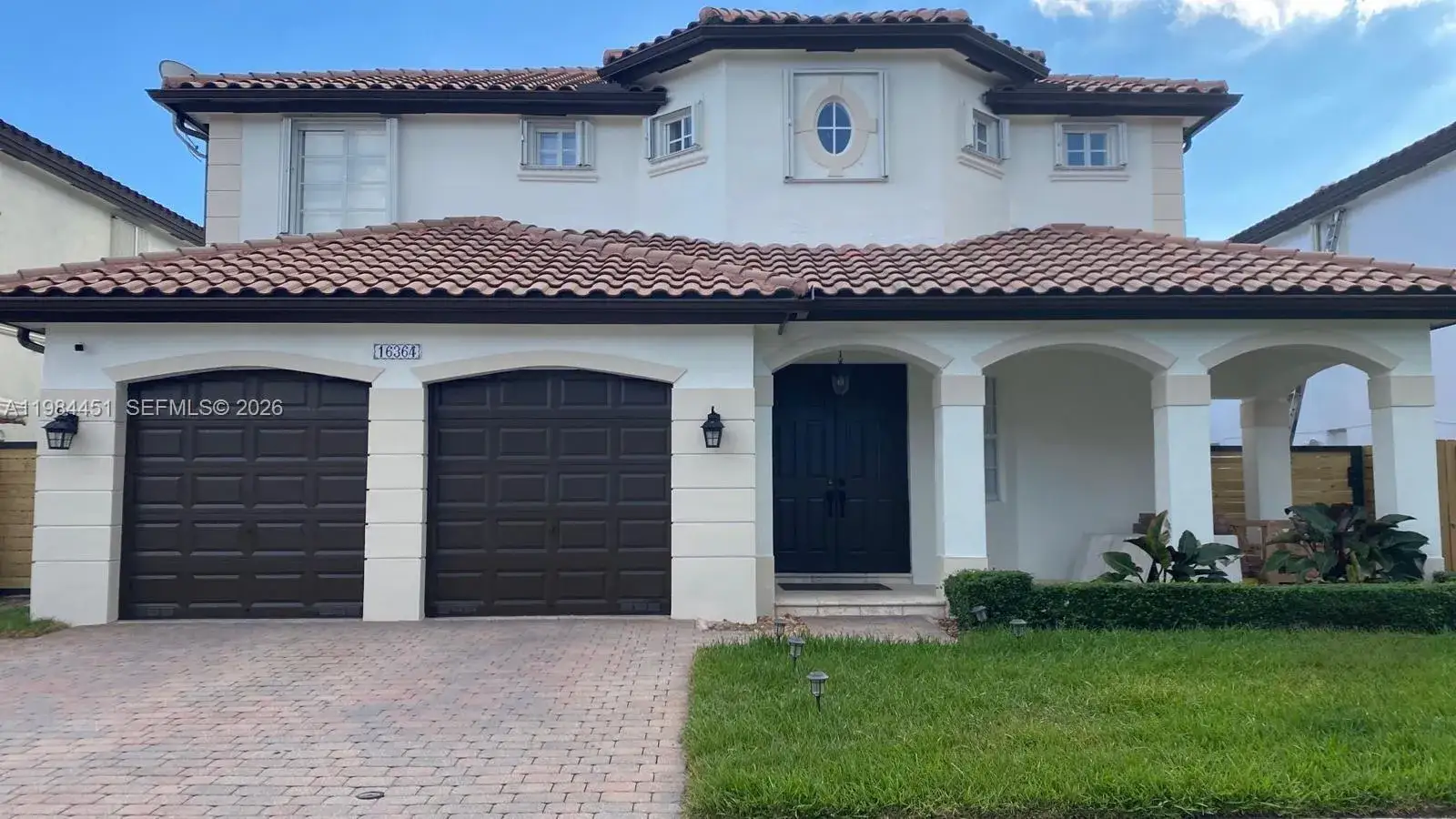 4 bedroom 3 bath Residential for sale at 16364 SW 63rd Ter, Miami FL 33193