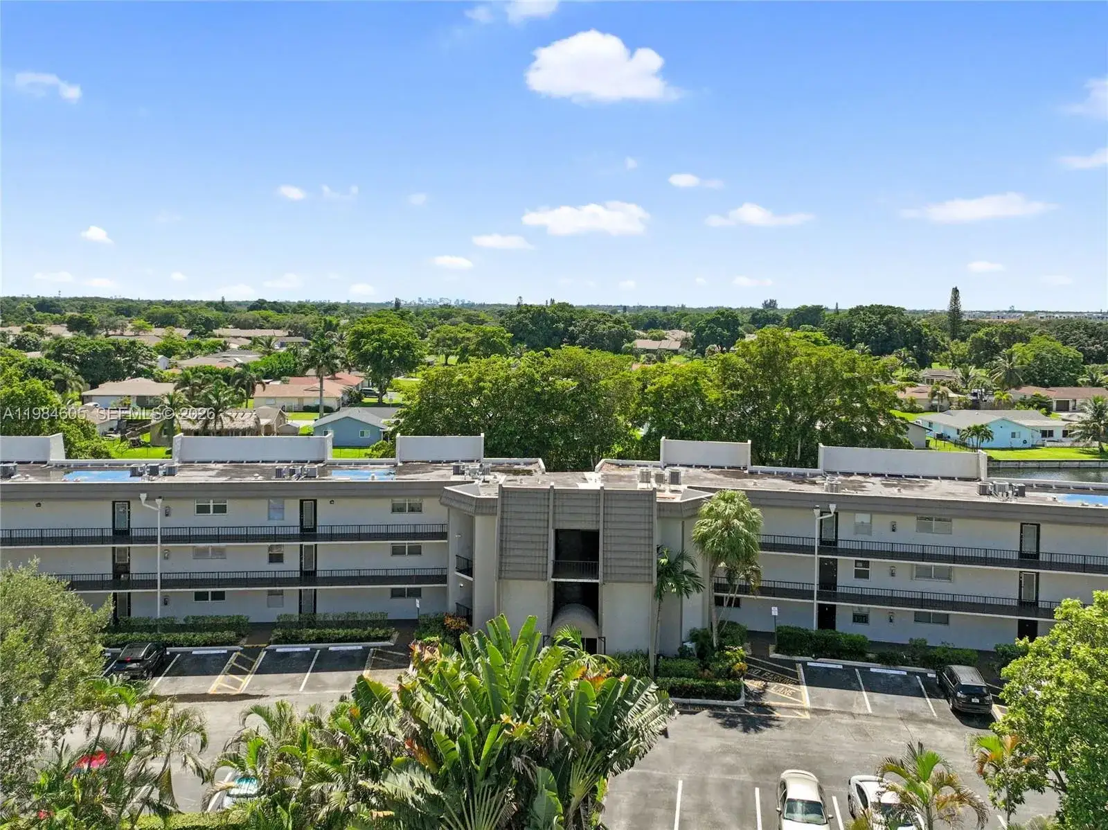 1 bedroom 1 bath Residential for sale at 9330 Lime Bay Blvd # 209, Tamarac FL 33321