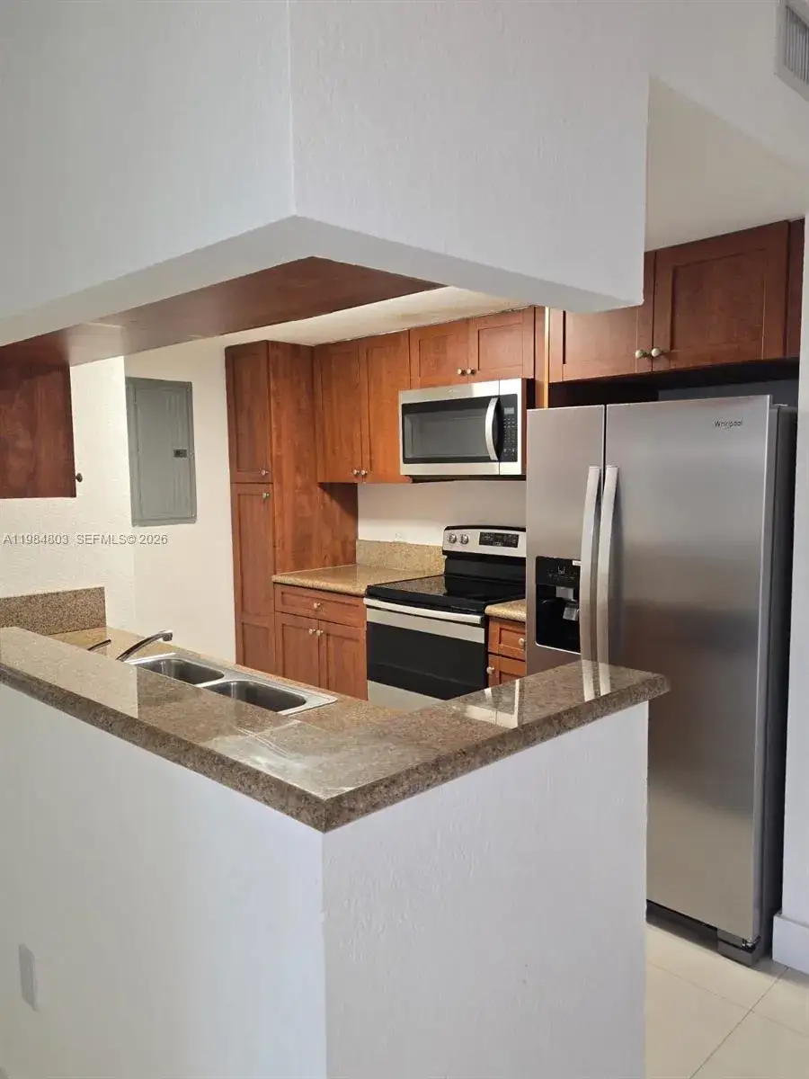 2 bedroom 2 bath Residential for sale at 36 NW 6th Ave # 408, Miami FL 33128