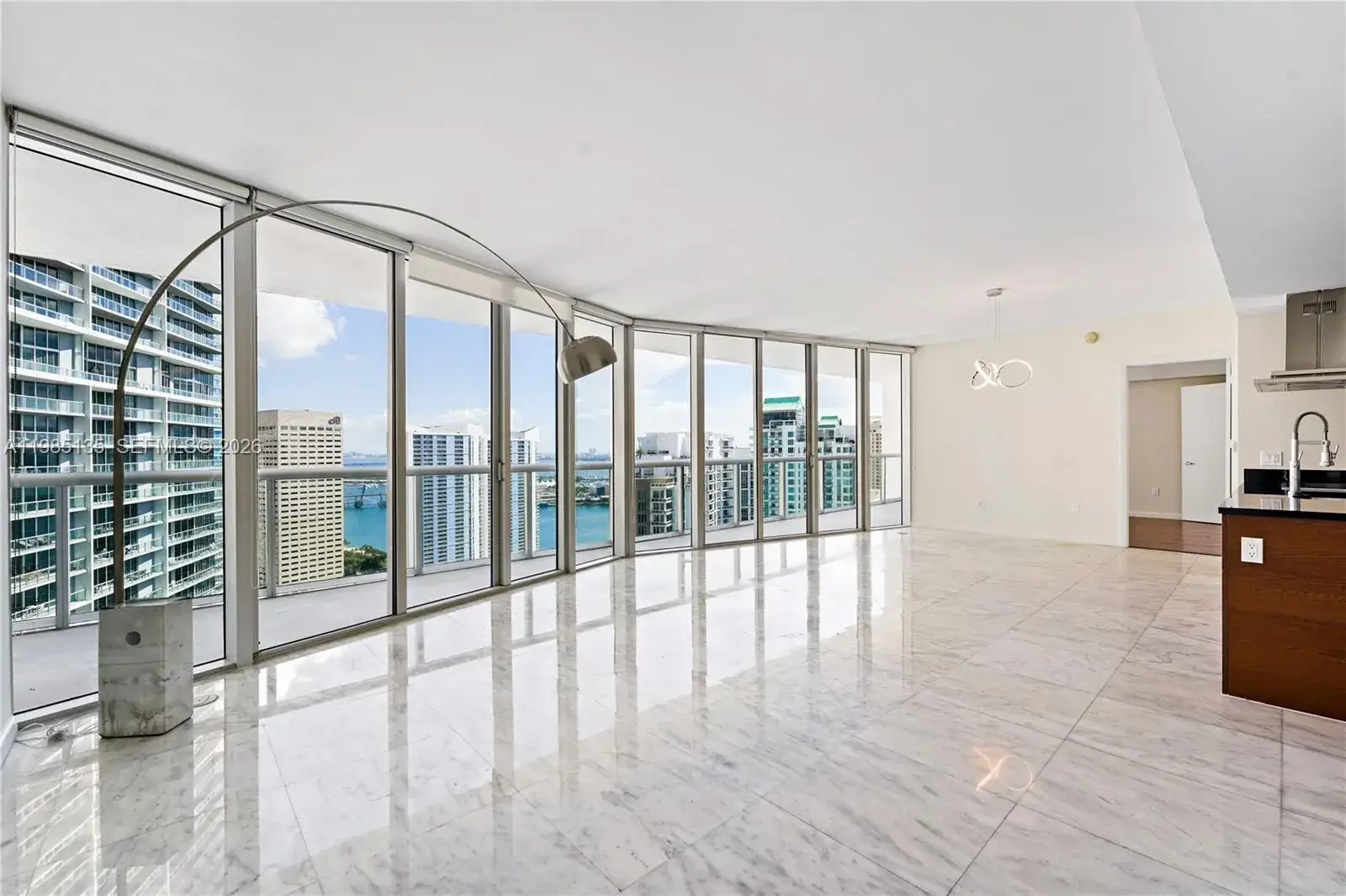 2 bedroom 2 bath Residential Lease for rent at 495 Brickell Ave # 3904, Miami FL 33131