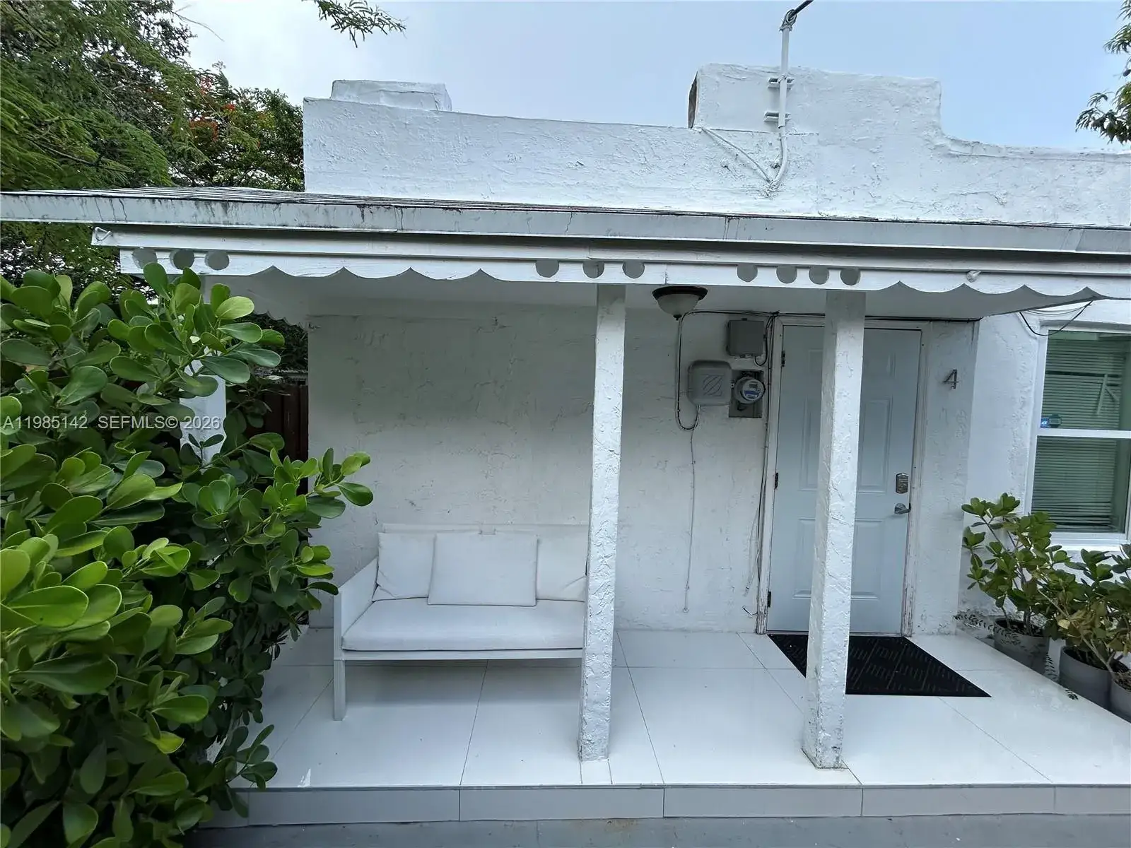 2 bedroom 1 bath Residential Lease for rent at 551 NW 41st St # 4, Miami FL 33127