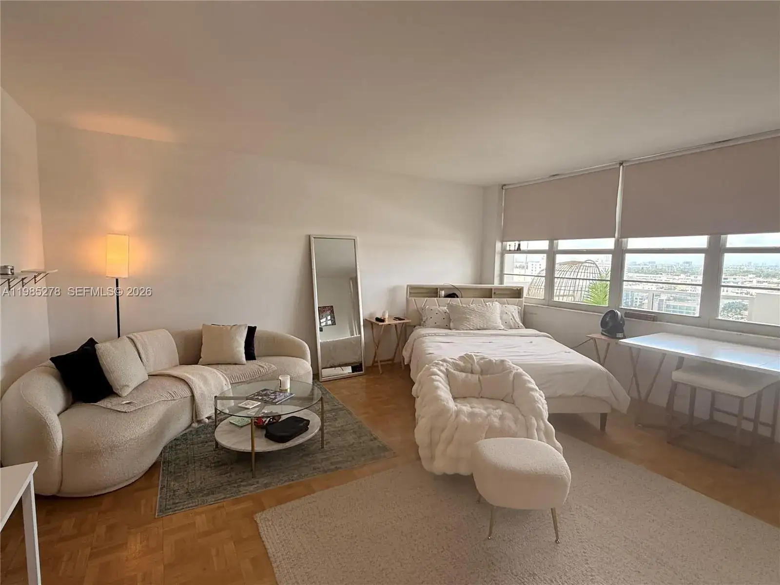 1 bath Residential Lease for rent at 100 Lincoln Rd # 1512, Miami Beach FL 33139