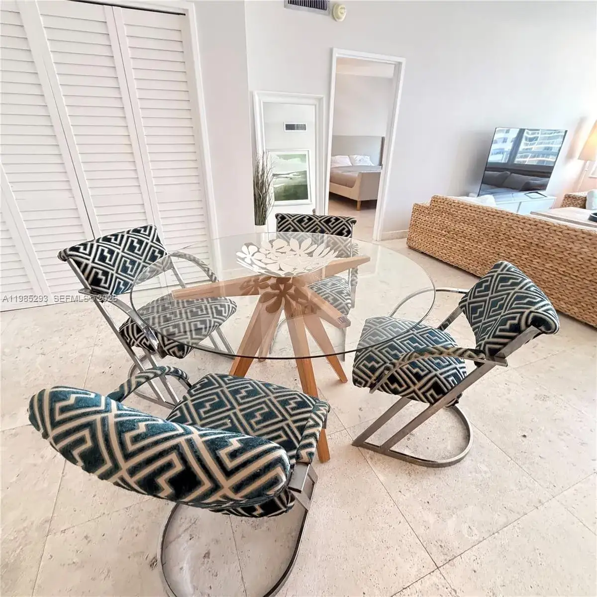 2 bedroom 2 bath Residential Lease for rent at 5700 Collins Ave # 11A, Miami Beach FL 33140