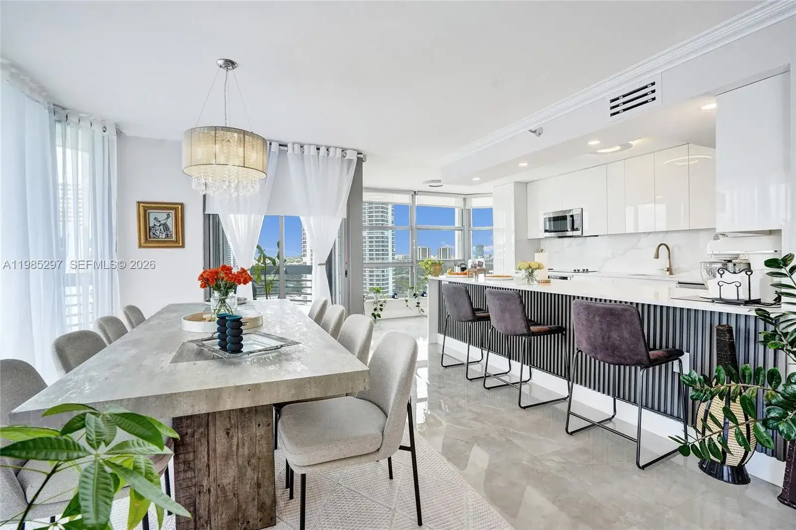 2 bedroom 2 bath Residential for sale at 19101 NE 36th Ct # 1805, Aventura FL 33180