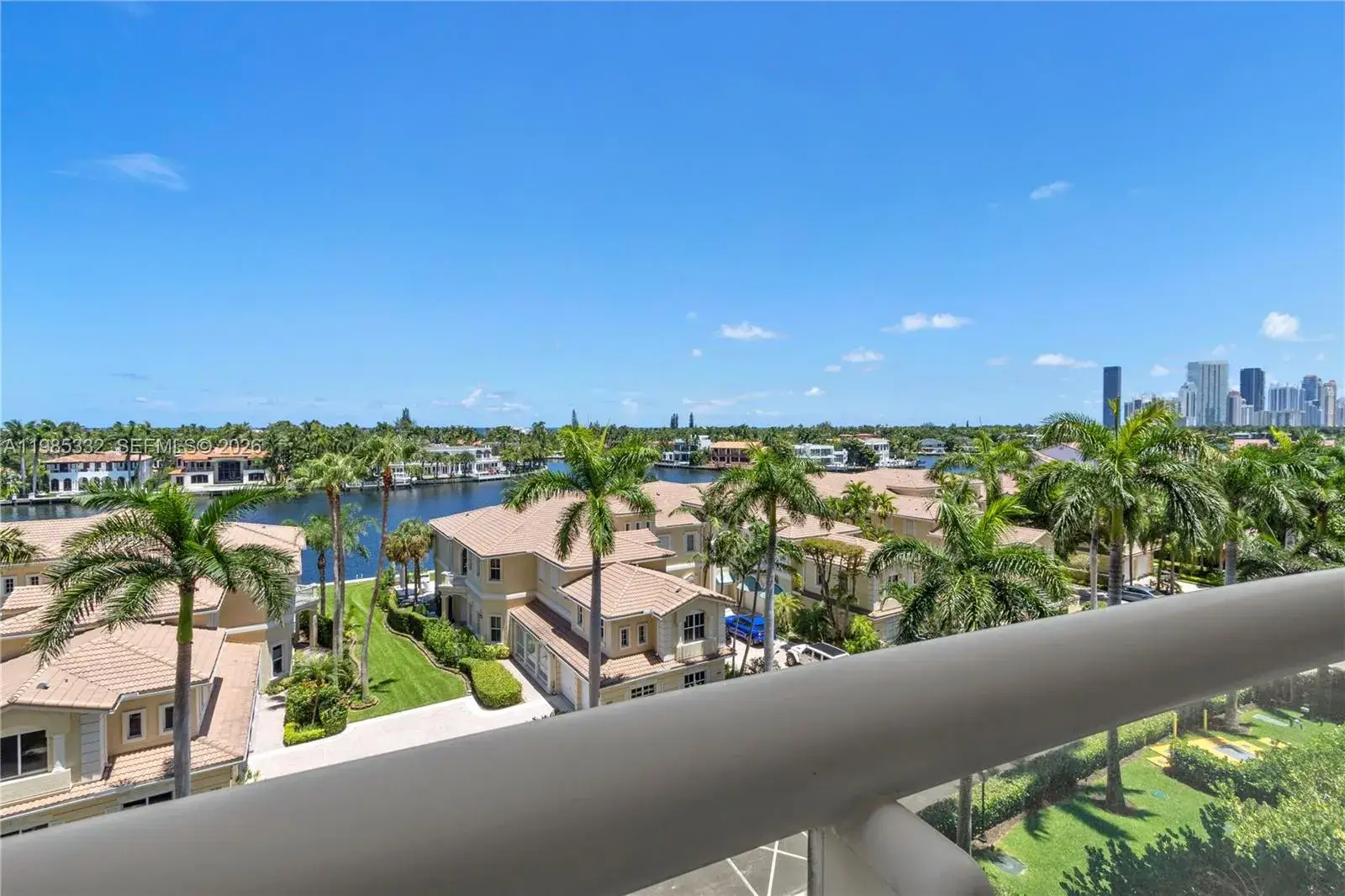 3 bedroom 3 bath Residential for sale at 21050 Point Pl # 604, Aventura FL 33180
