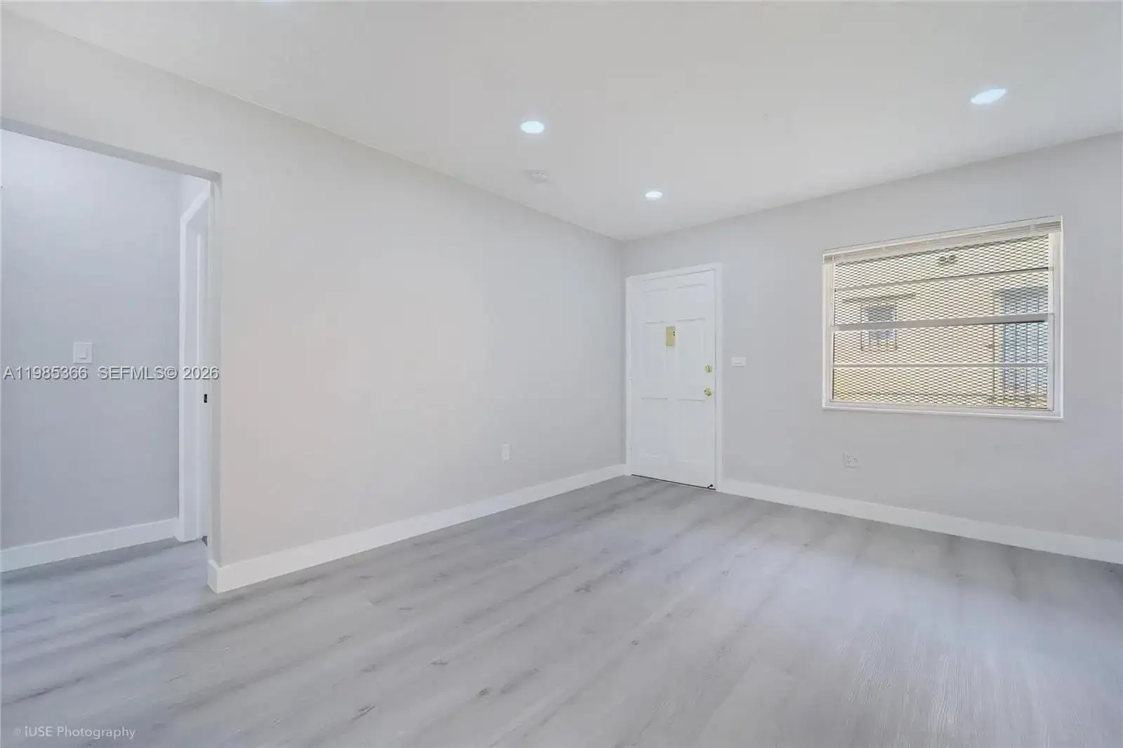 2 bedroom 1 bath Residential Lease for rent at 1057 NW 30th St # 1059, Miami FL 33127
