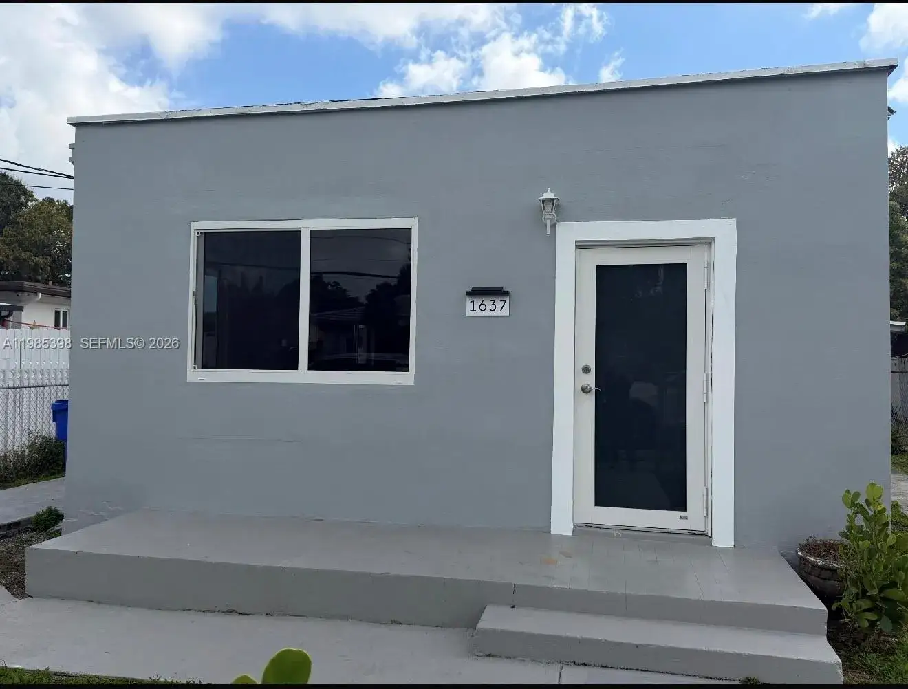 2 bedroom 1 bath Residential Lease for rent at 1637 NW 31st Ave, Miami FL 33125