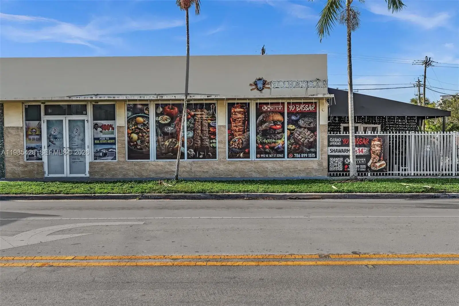 Business Opportunity for sale at 992 NE 167th St, North Miami Beach FL 33162
