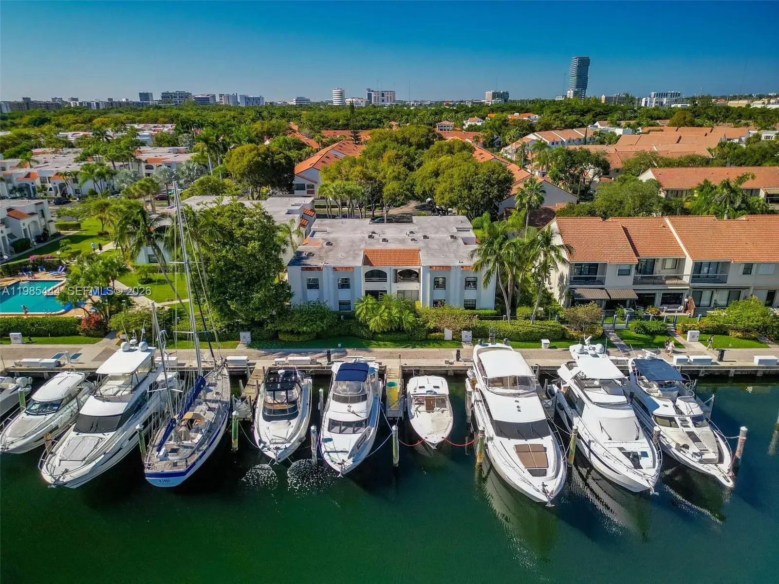 2 bedroom 2 bath Residential for sale at 3549 Magellan Cir # 418, Aventura FL 33180